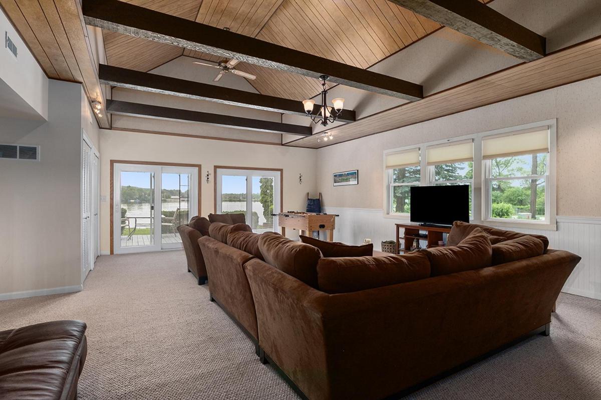 Lakeside Getaway With Dock, Firepit, Grill Newaygo Exterior foto